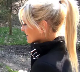 Ich verführe meinen Chef zum Fremdfick im Park