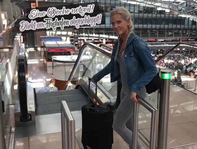 Direkt am Flughafen abgeschleppt und ohne Umschweife durchgefickt